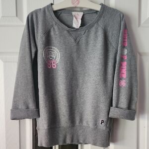 Pink VS Gray University of Pink Swearshirt. Size: M